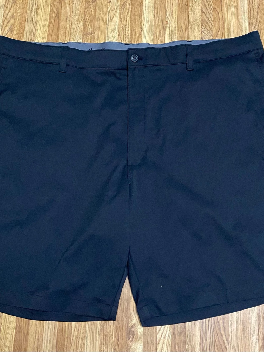Ben Hogan Men’s Black Performance Golf Shorts Size 46 Flat Front